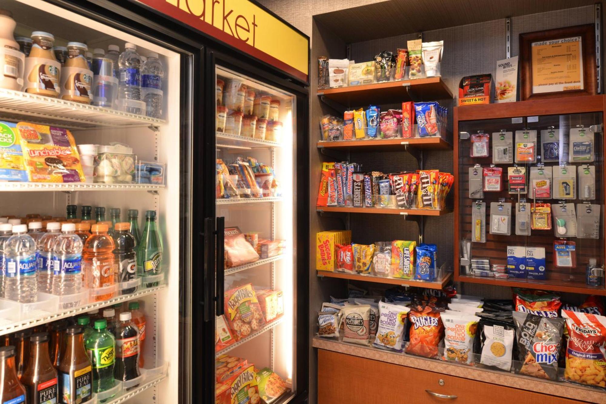 匹兹堡米尔斯春季山丘套房酒店 塔伦特姆 外观 照片